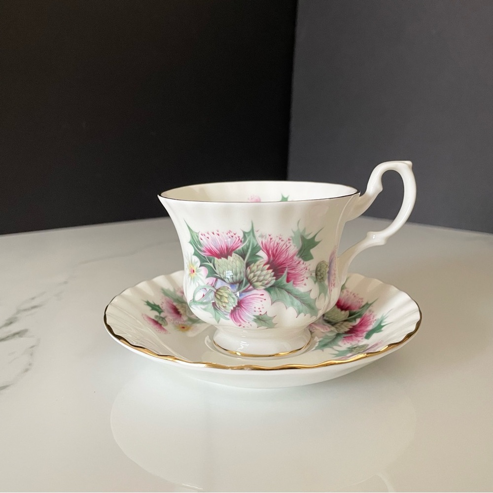 Avebury - Summertime Series - Cup & Saucer by Royal Albert